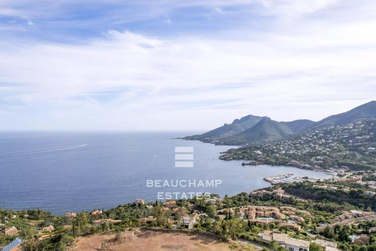 Terrain plat - Vue mer panoramique - Theoule sur Mer