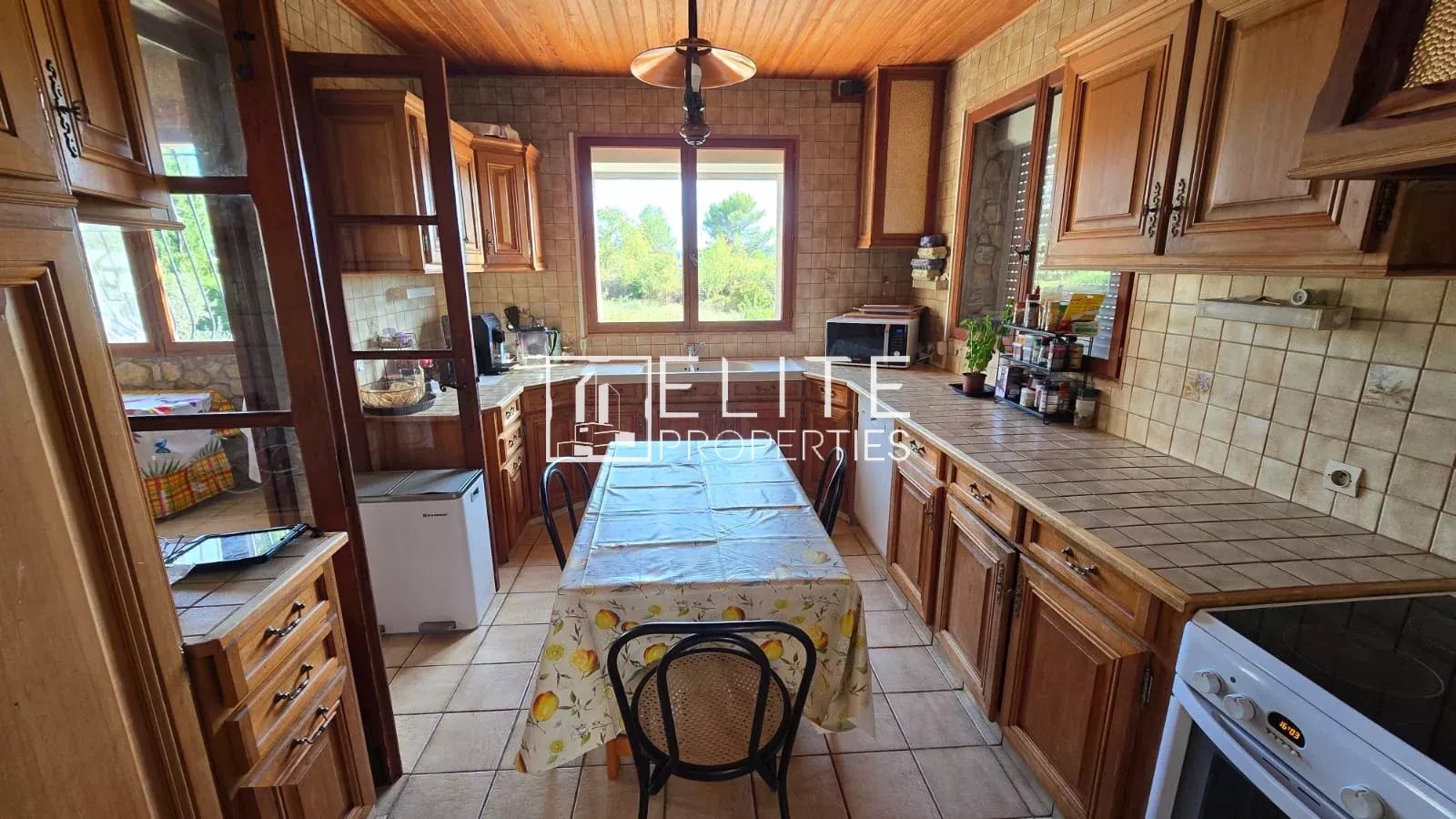 MAISON EN PIERRE 265m² + PISCINE - 2 APPARTEMENTS + STUDIO – MOUANS-SARTOUX