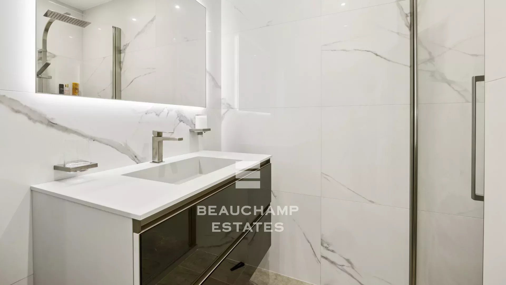 Appartement moderne avec vue mer panoramique - Croisette Cannes