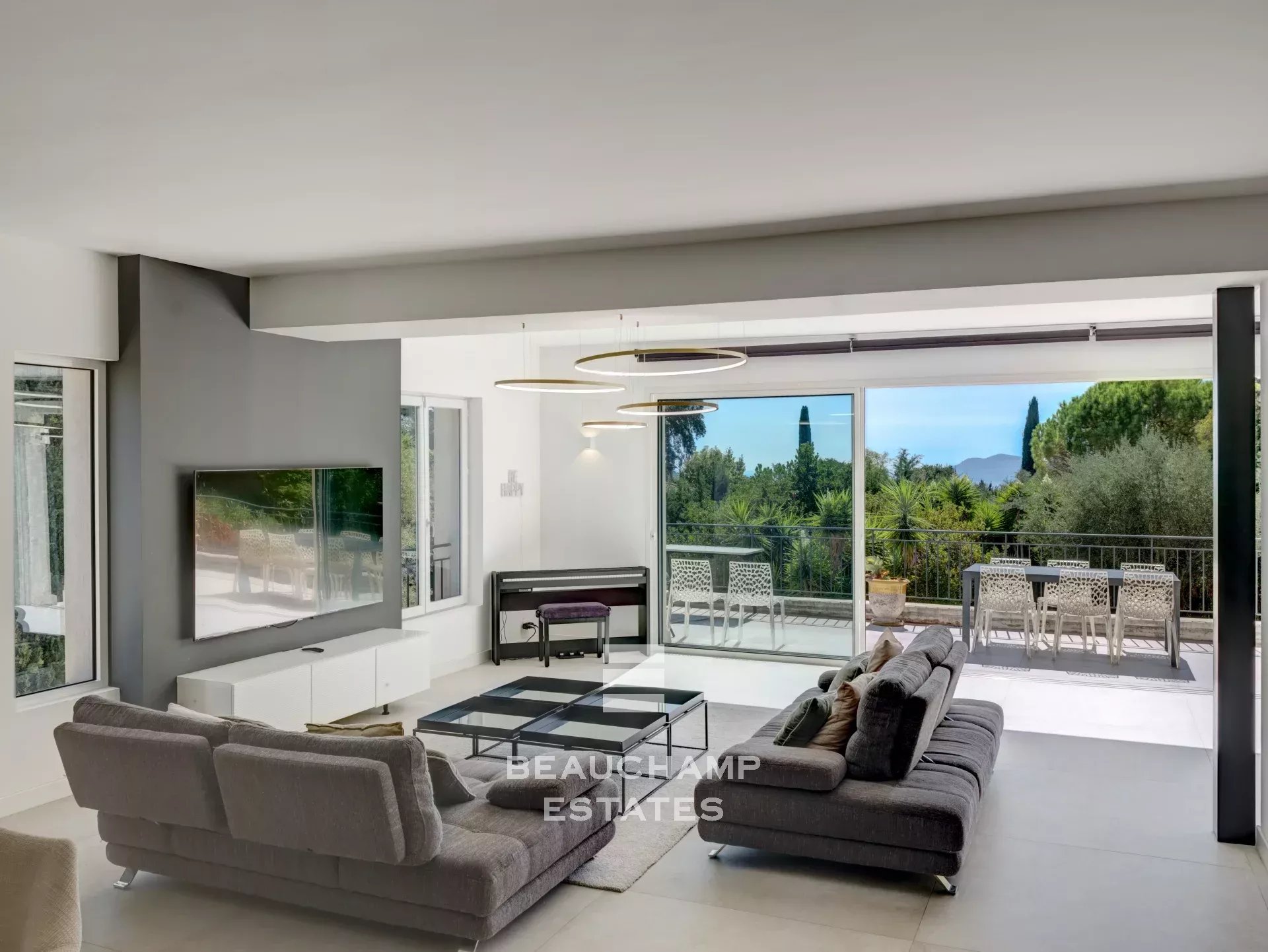 Villa néo-provençale 4 chambres avec piscine – Mougins