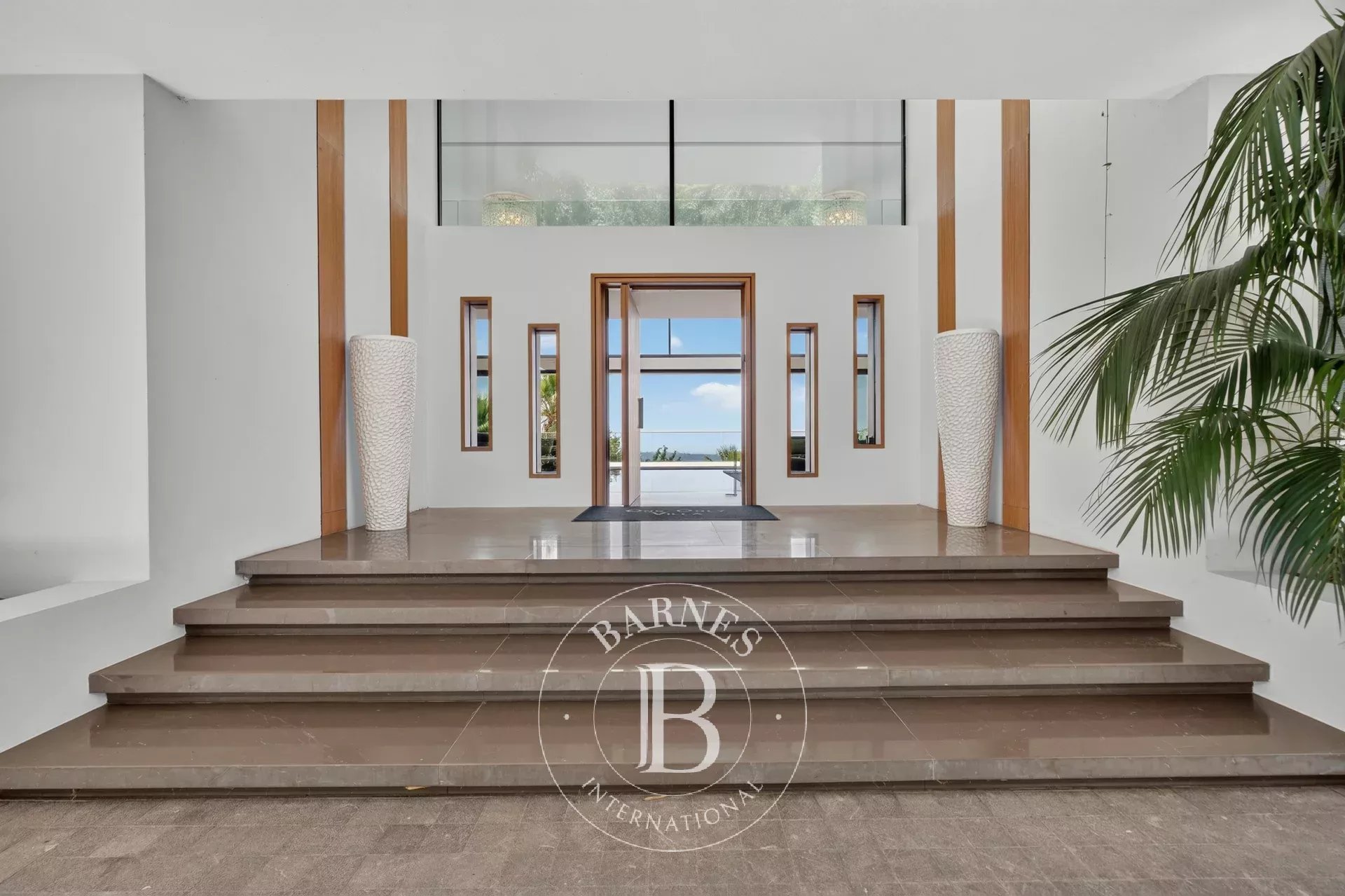 CANNES CALIFORNIE - VILLA CONTEMPORAINE AVEC VUE MER PANORAMIQUE - 8 CHAMBRES