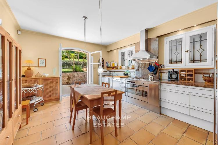 Propriété provençale 6 chambres dans un domaine privé - Mougins