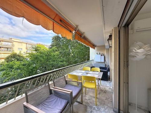CANNES – BASSE CALIFORNIE – 2 PIÈCES – GRANDE TERRASSE OUEST – VUE DÉGAGÉE