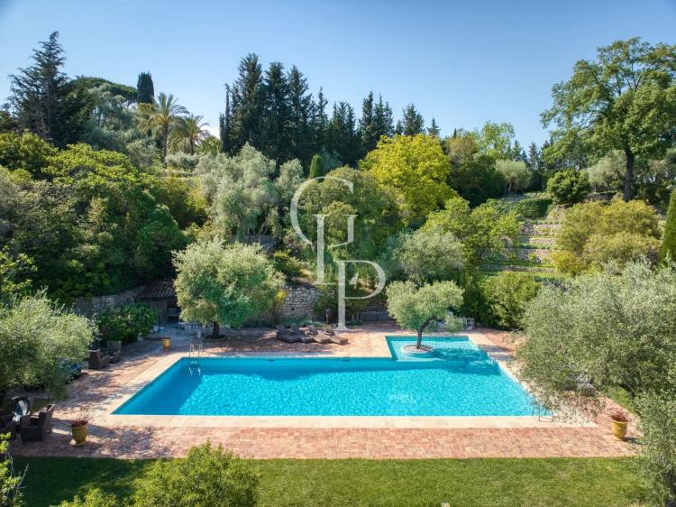 DOMAINE DE MOUGINS