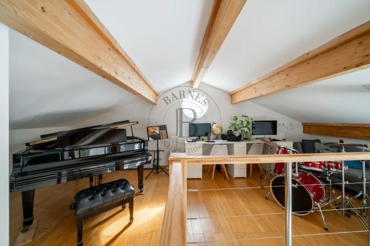 MOUGINS - VAL DE MOUGINS - AU CALME - A PROXIMITE DES COMMERCES
