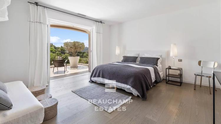 Villa provençale 4 chambres avec piscine - Valbonne