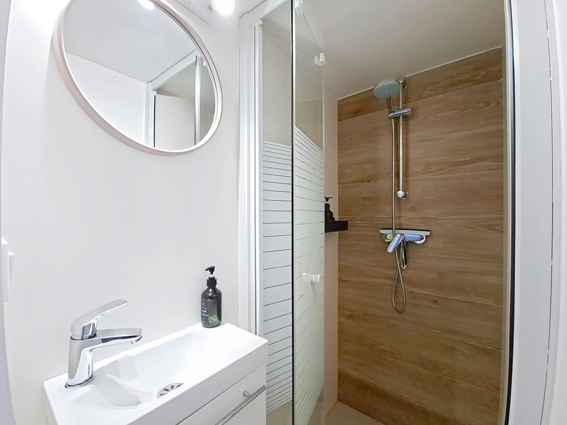 VENTE STUDIO CANNES - BANANE