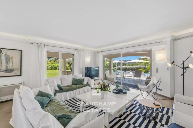 Villa provençale 4 chambres avec piscine - Valbonne