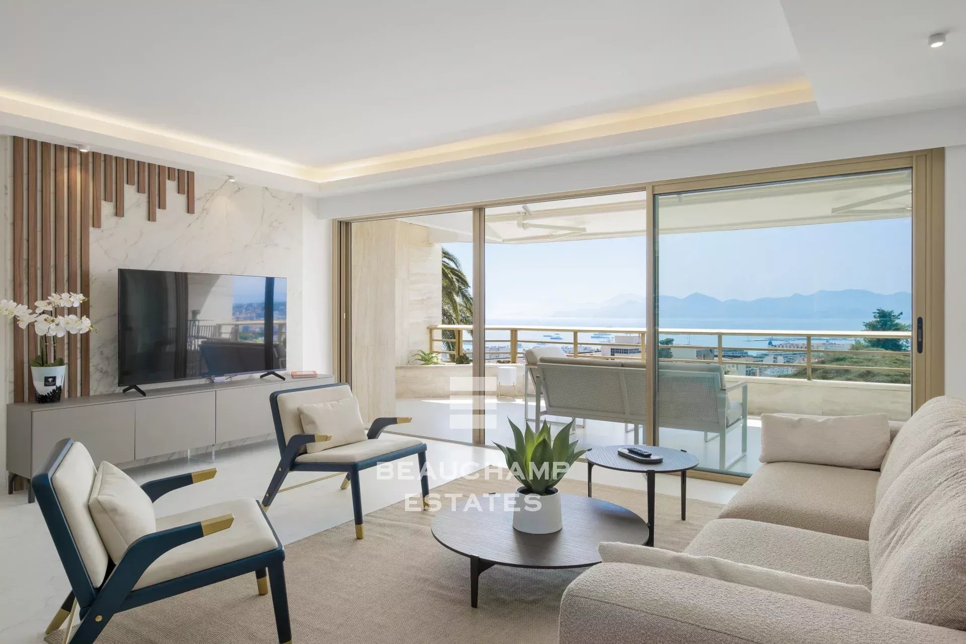 Appartement 3 chambres avec vue mer panoramique – Cannes Californie