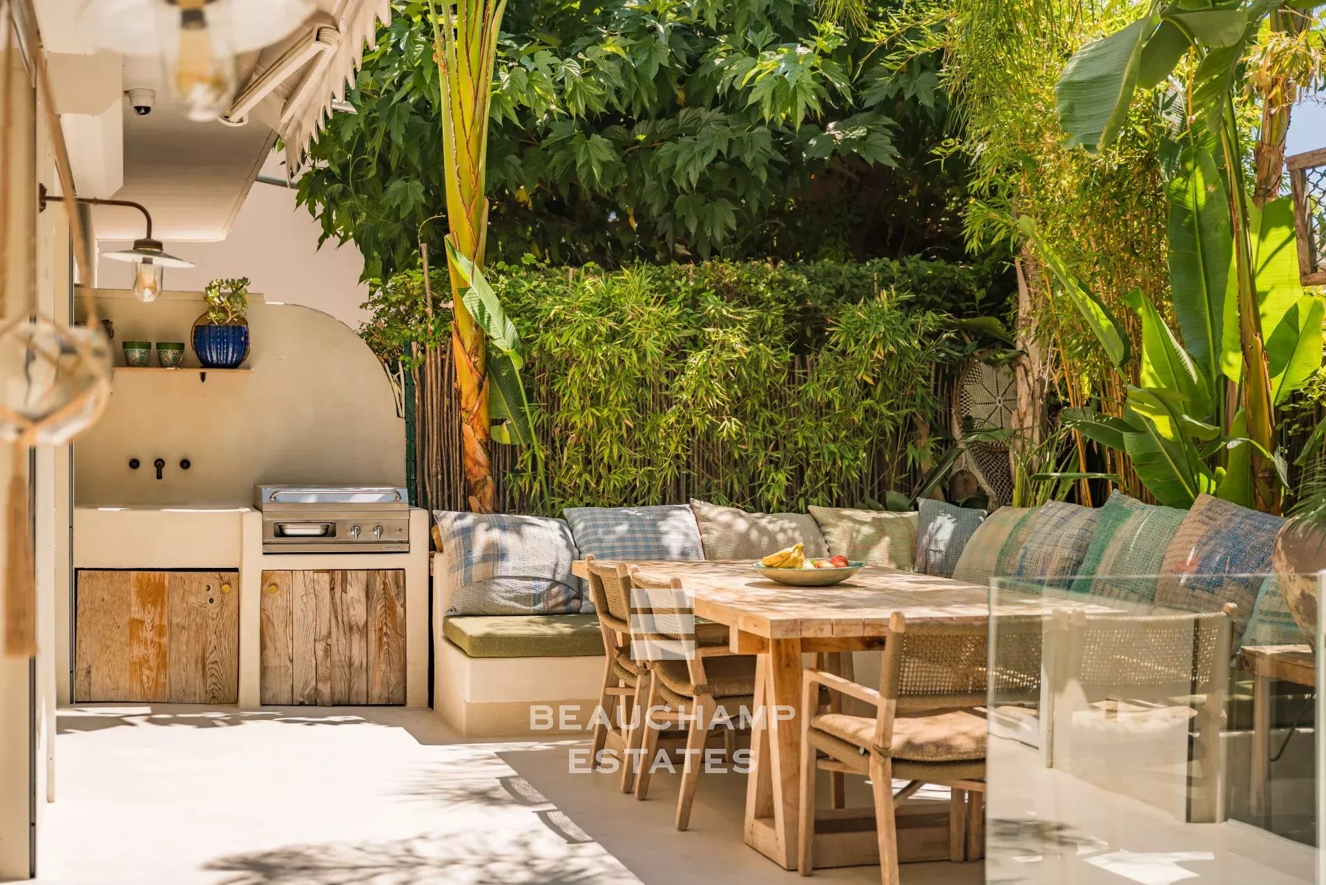 Appartement en rez-de-jardin avec piscine privative - Cannes Palm Beach
