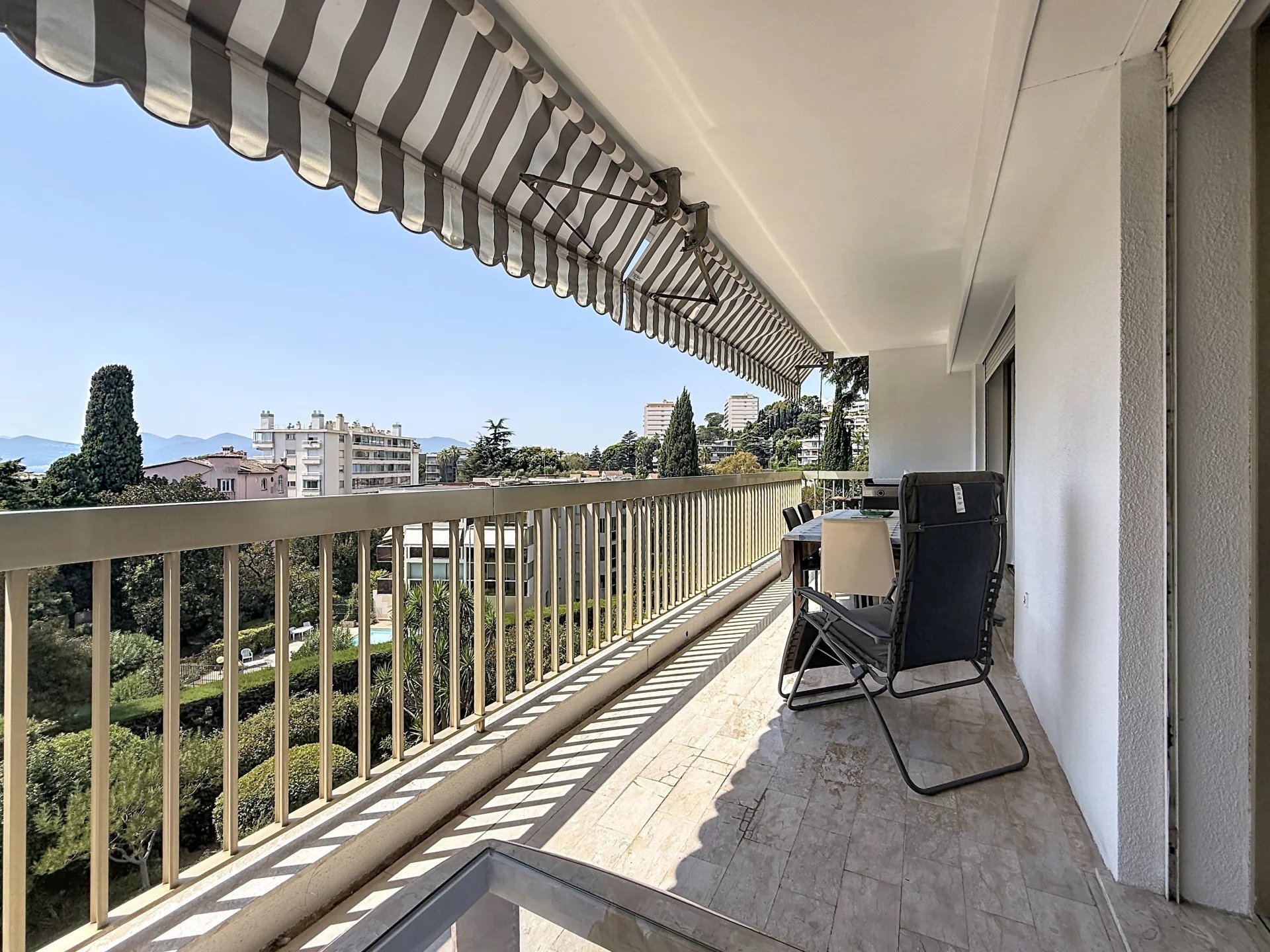 CANNES - BAS CROIX DES GARDES