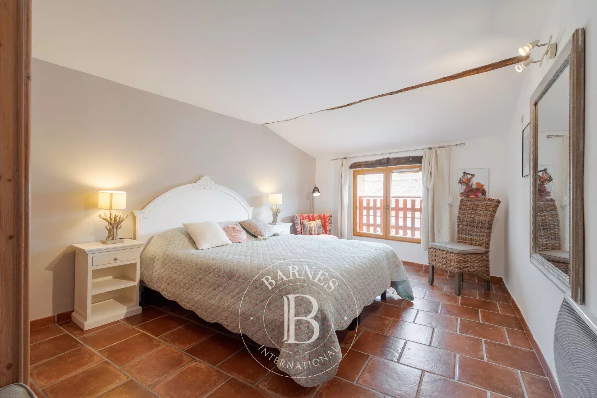 Valbonne - Authentique maison de village rénovée