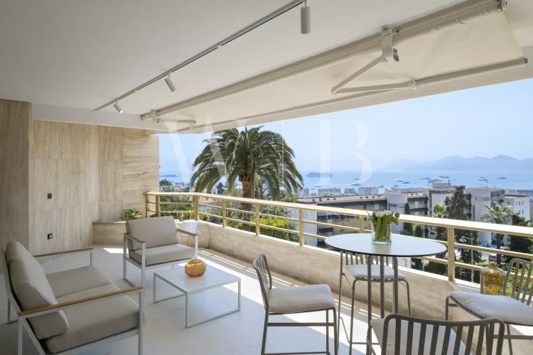 Cannes, la Californie -  Spendide 4 P + 2  P d'invités - Vue mer panoramique - Prestigieuse résidence avec piscine