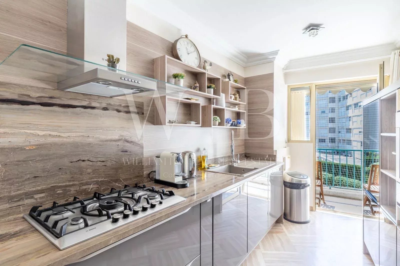 Cannes, la Croisette - Port Canto. Appartement de 229 m² avec vue mer + dépendances