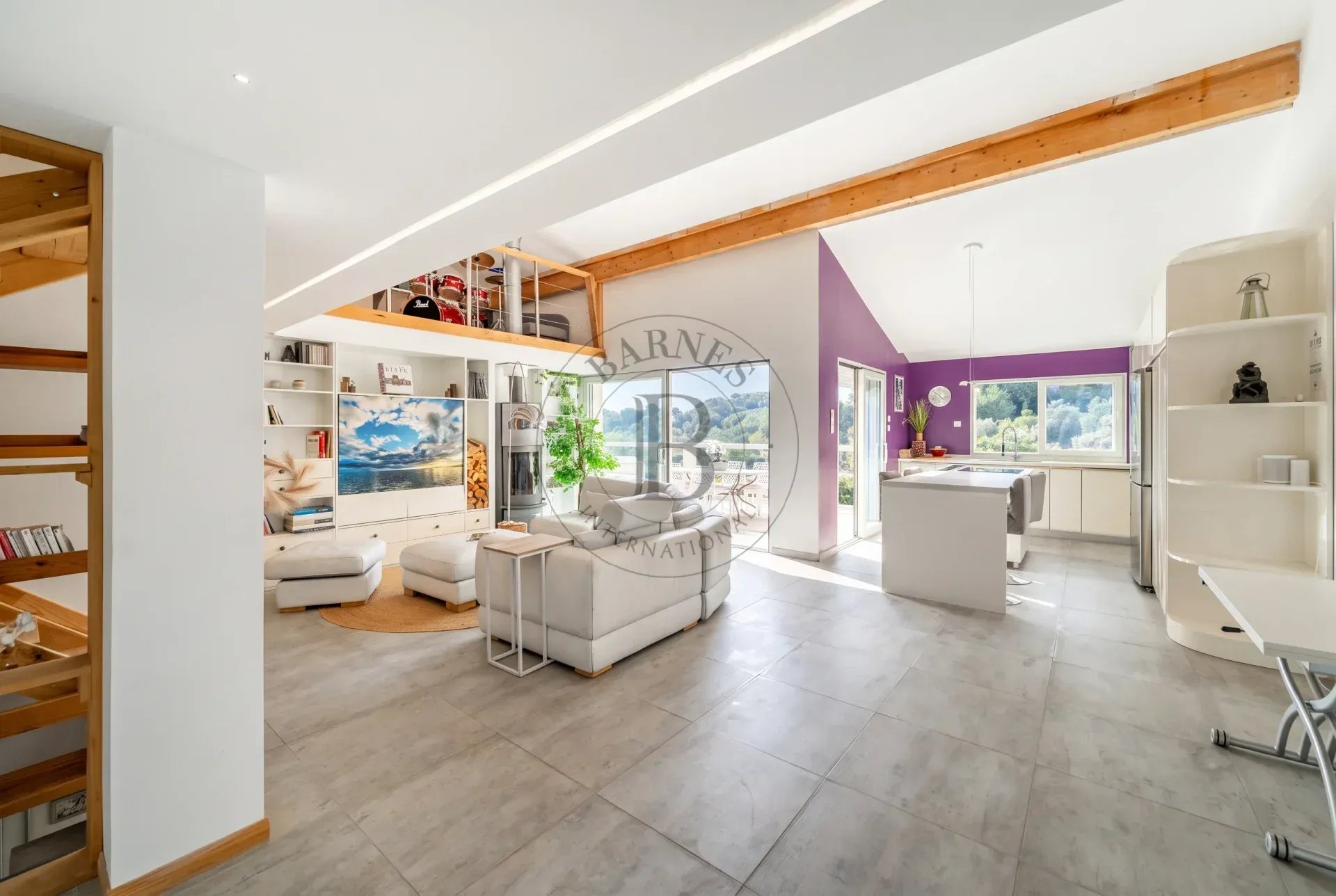 MOUGINS - VAL DE MOUGINS - AU CALME - A PROXIMITE DES COMMERCES