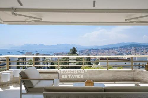 Appartement 3 chambres avec vue mer panoramique – Cannes Californie
