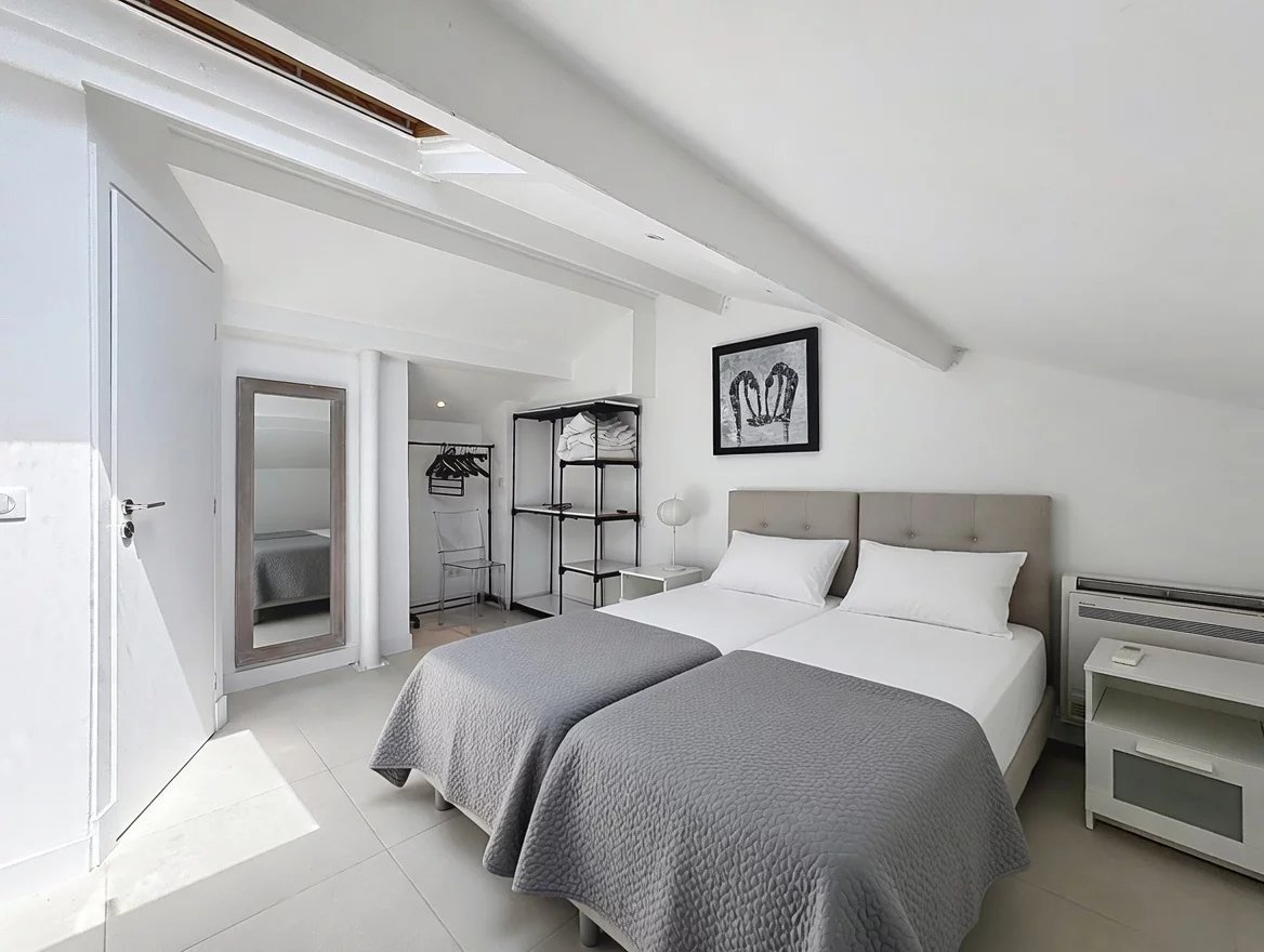 EXCLUSIVITÉ DUPLEX DERNIER ÉTAGE CANNES 4P TERRASSE