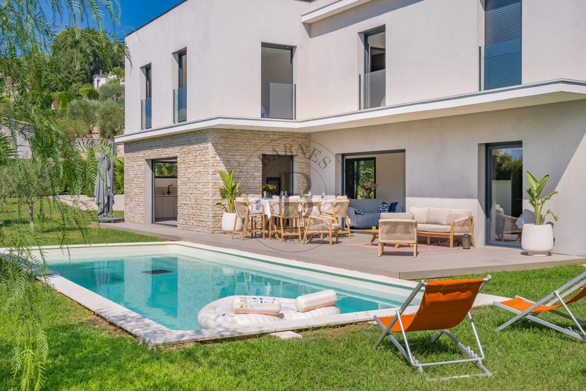 MOUGINS - VILLA CONTEMPORAINE – 4 CHAMBRES