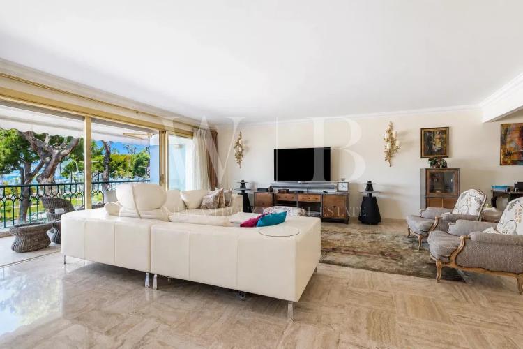 Cannes, la Croisette - Port Canto. Appartement de 229 m² avec vue mer + dépendances