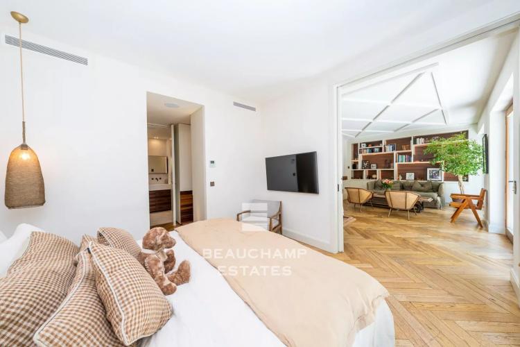 Appartement en rez-de-jardin avec piscine privative - Cannes Palm Beach