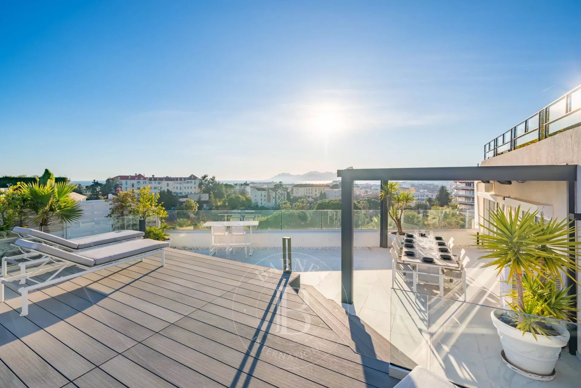 CANNES MONTFLEURY - 6 PIÈCES - VUE MER PANORAMIQUE - GRANDE TERRASSE