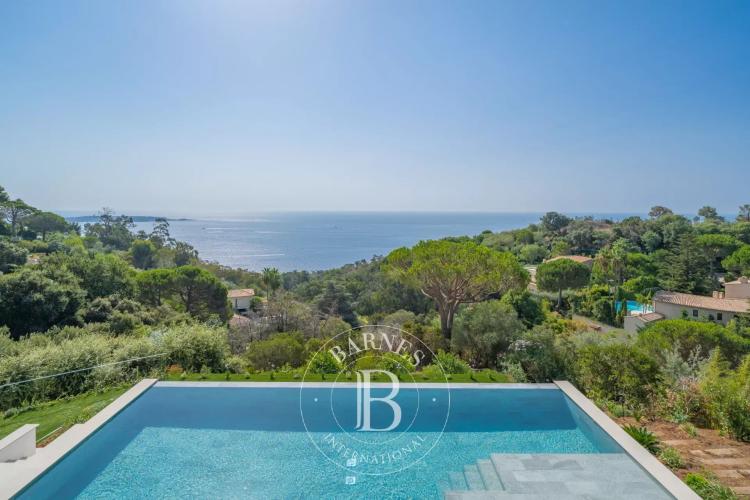 SUPER CANNES - VILLA CONTEMPORAINE NEUVE - VUE MER PANORAMIQUE SPECTACULAIRE