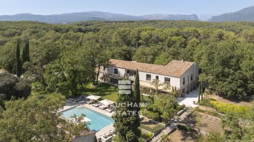 Exclusivité - Domaine fermé de 12 chambres  avec piscine  - Valbonne