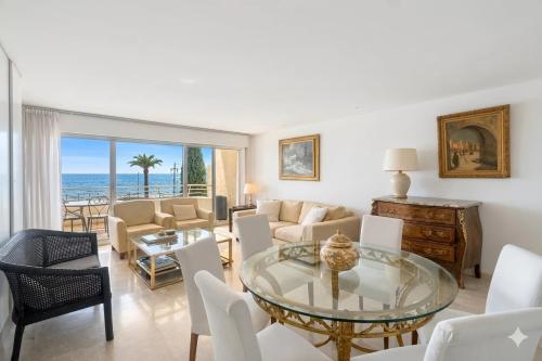 EXCLUSIVITÉ – CANNES PLAGES DU MIDI – 3 PIÈCES AVEC TERRASSE,  FRONT DE MER