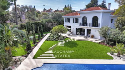 villa art déco 6 chambres avec piscine - cap d'antibes