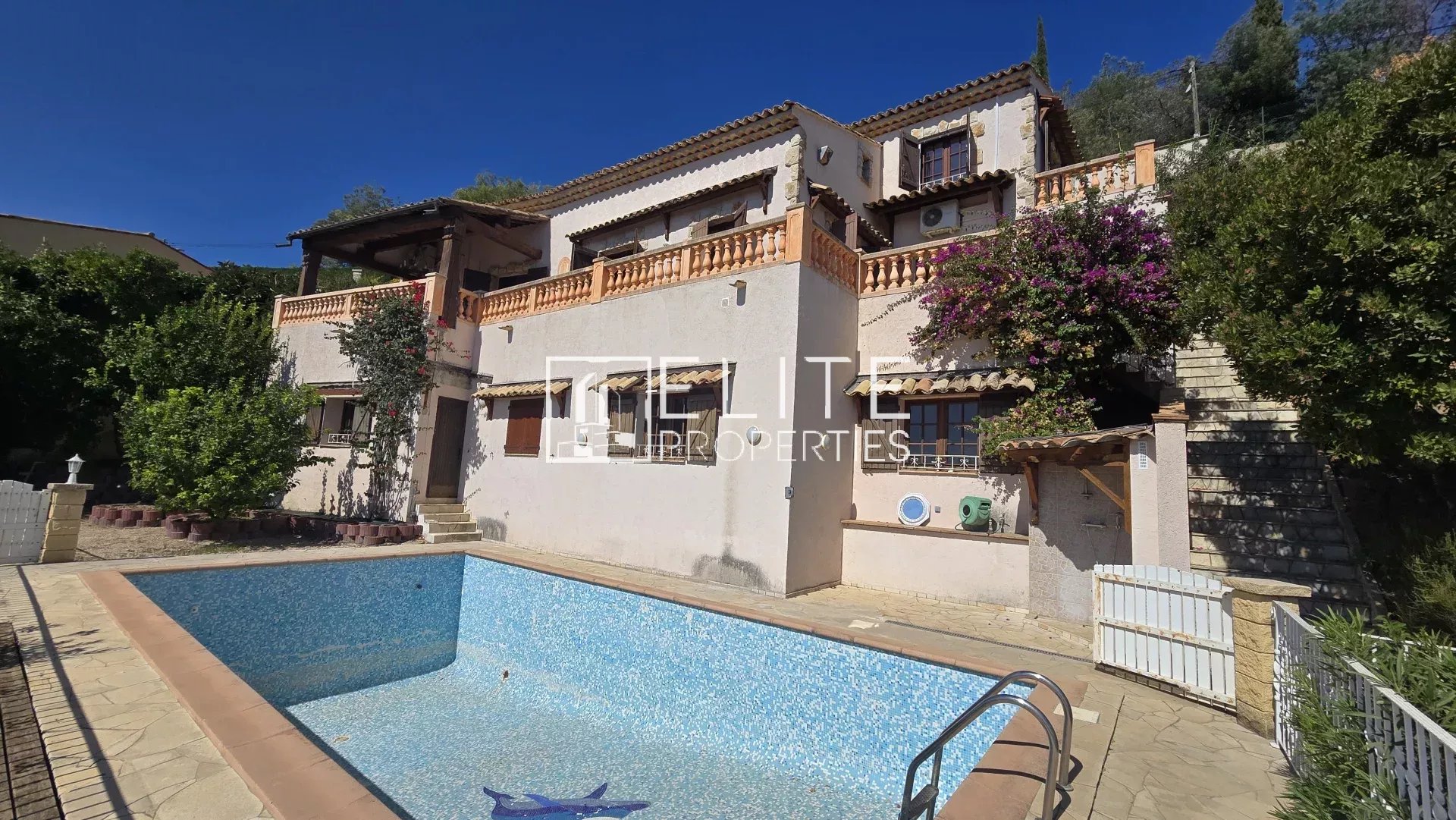 MAISON DE 155 m² + PISCINE & VUE MER  – MANDELIEU-LA-NAPOULE