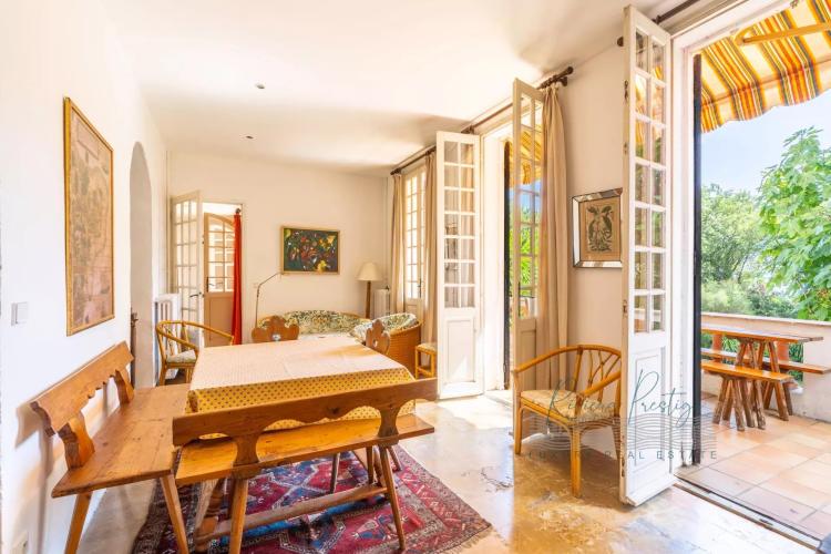 Villa de charme à rénover au calme absolu