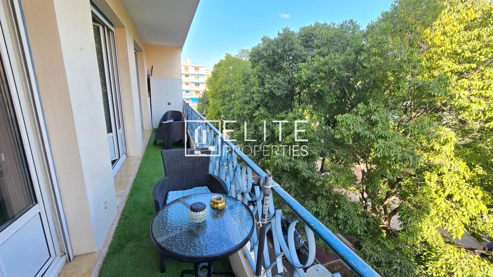 APPARTEMENT 4 PIÈCES 83 m² + BALCON – JUAN-LES-PINS