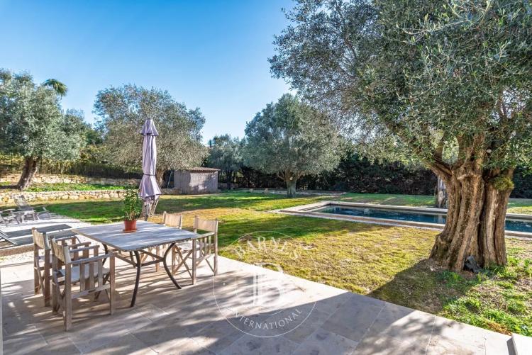 Valbonne, Domaine fermé, calme, 4 chambres, piscine