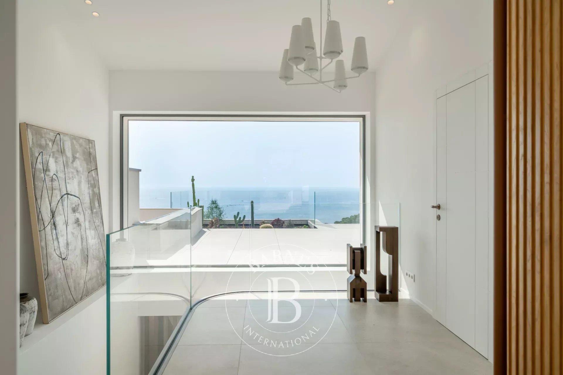 SUPER CANNES - VILLA CONTEMPORAINE NEUVE - VUE MER PANORAMIQUE SPECTACULAIRE