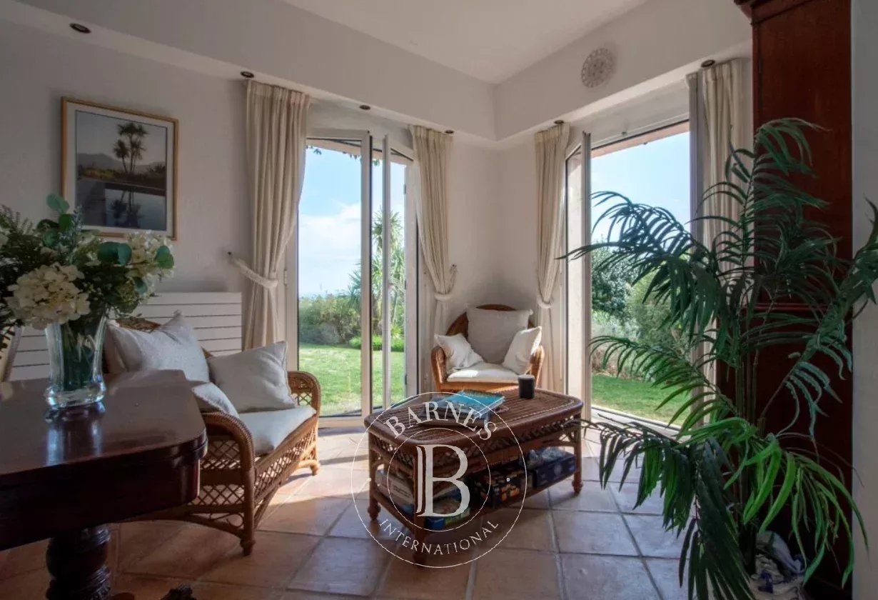 MANDELIEU LA NAPOULE - VILLA VUE MER PANORAMIQUE - 5 CHAMBRES