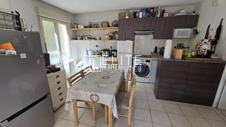 APPARTEMENT 3 PIÈCES  60 m² + 3 PARKINGS – ANTIBES