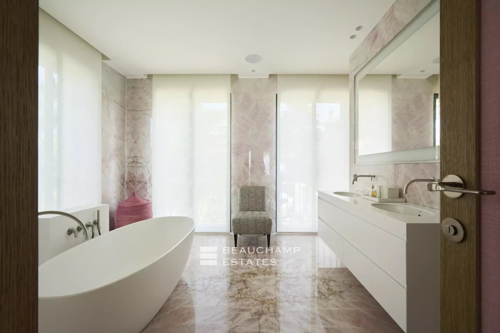 4d553805a35f6da36697c3048ae1b163_1e1f356cdb_1920-original.jpg