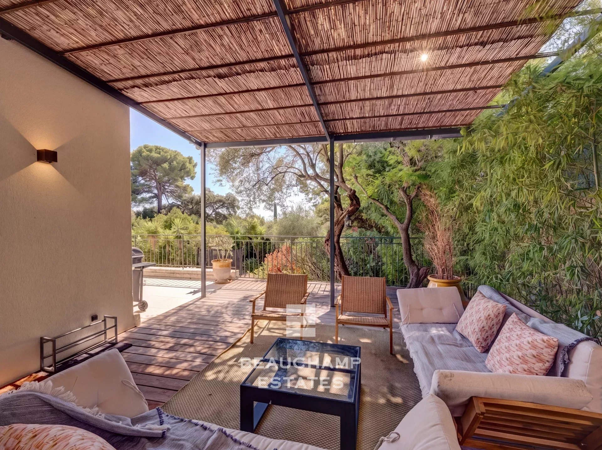 Villa néo-provençale 4 chambres avec piscine – Mougins
