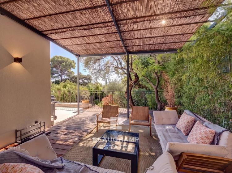 Villa néo-provençale 4 chambres avec piscine – Mougins