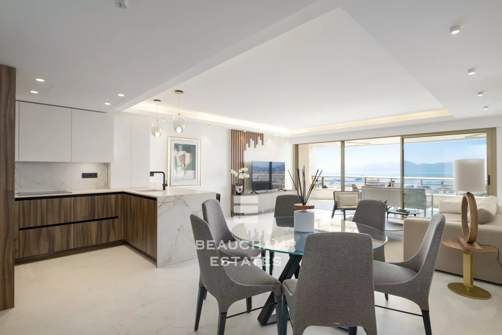Appartement 3 chambres avec vue mer panoramique – Cannes Californie