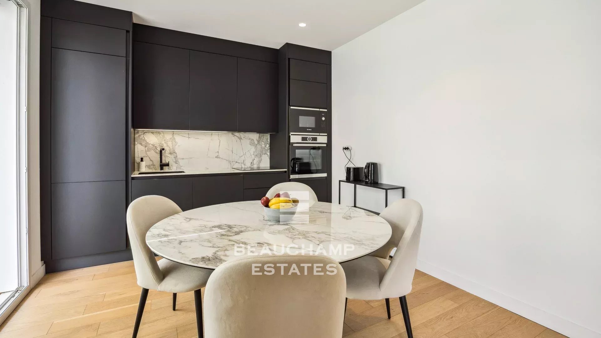 Cannes Croisette - Superbe appartement 3 pièces entièrement rénové