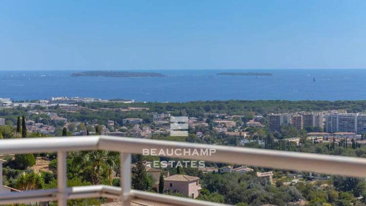 Appartement avec terasse vue mer - Mandelieu-la-Napoule