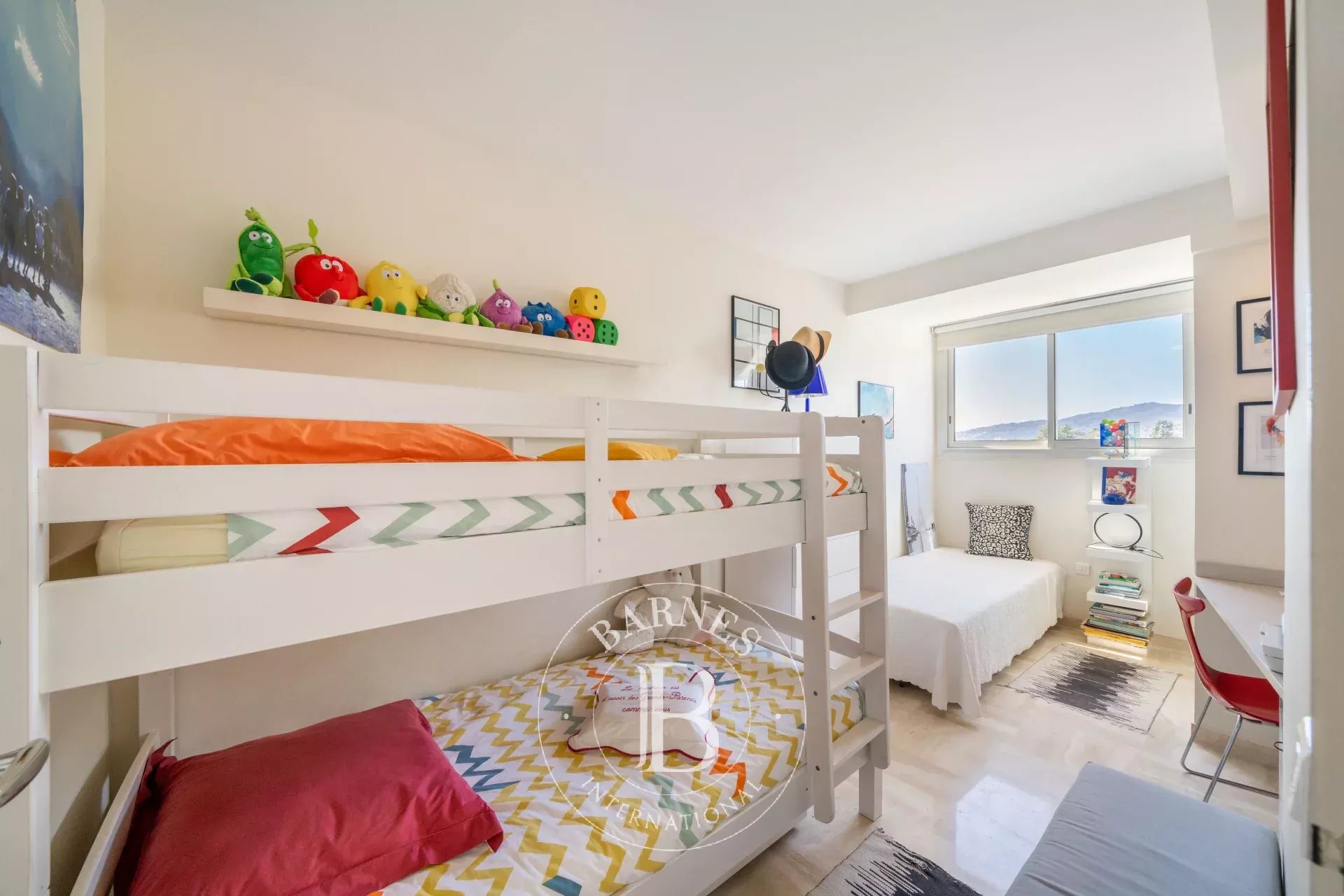 EXCLUSIVITÉ – CANNES BAS CROIX DES GARDES – VUE PANORAMIQUE MER – TERRASSE – 2 CHAMBRES