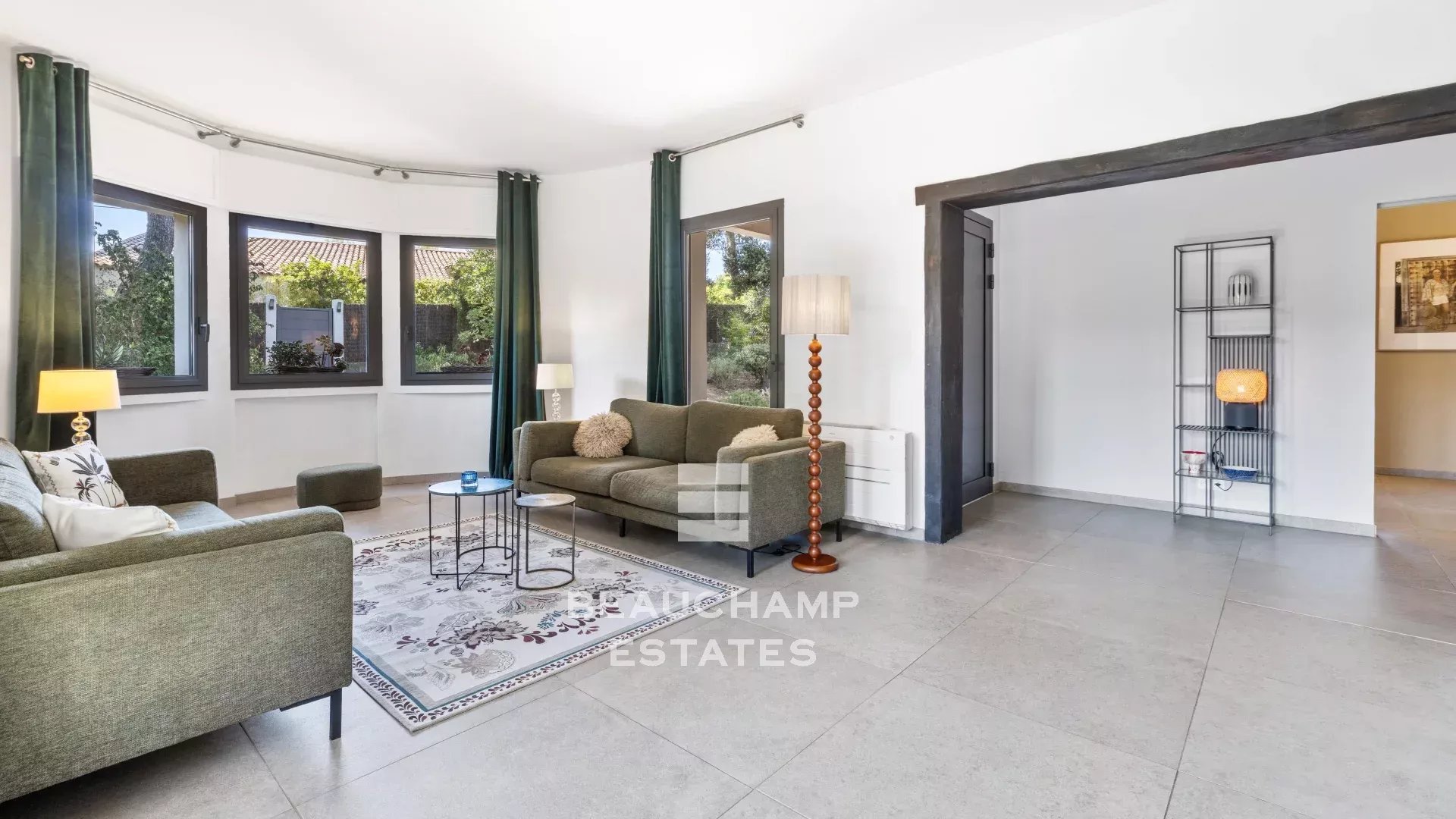 Villa meublée 5 chambres avec piscine - Golfe-Juan