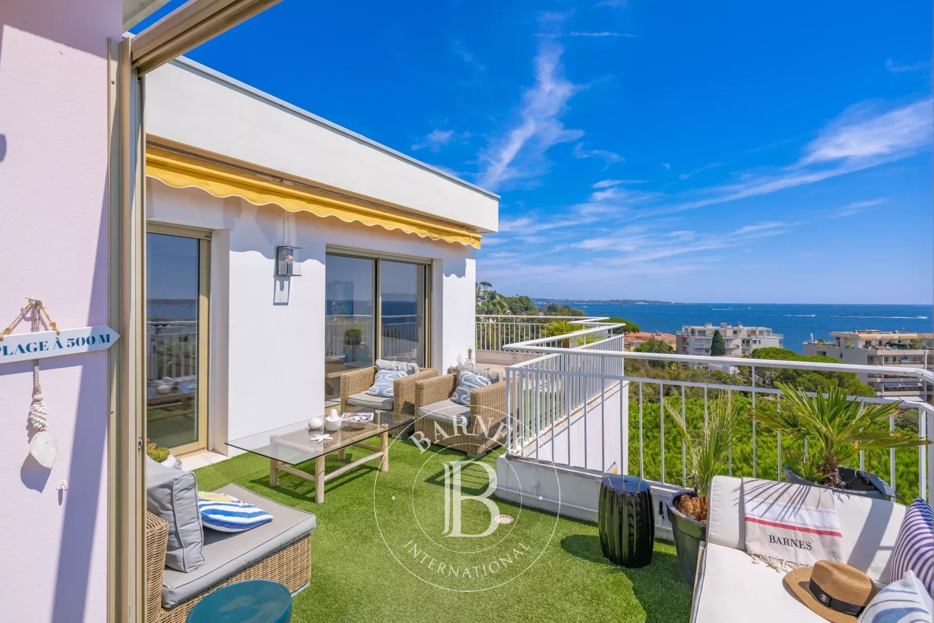 CANNES BASSE CALIFORNIE - PENTHOUSE - 4 PIÈCES - VUE MER PANORAMIQUE - TERRASSE