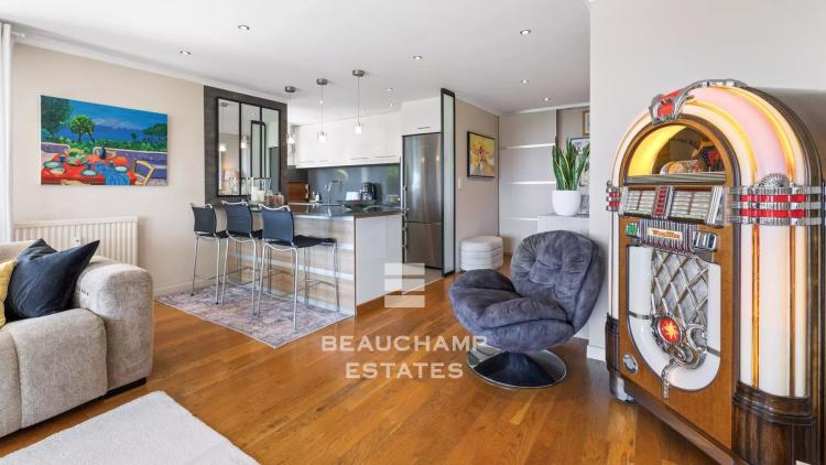 Appartement 2 chambres avec vue mer et terrasse  - Le Cannet