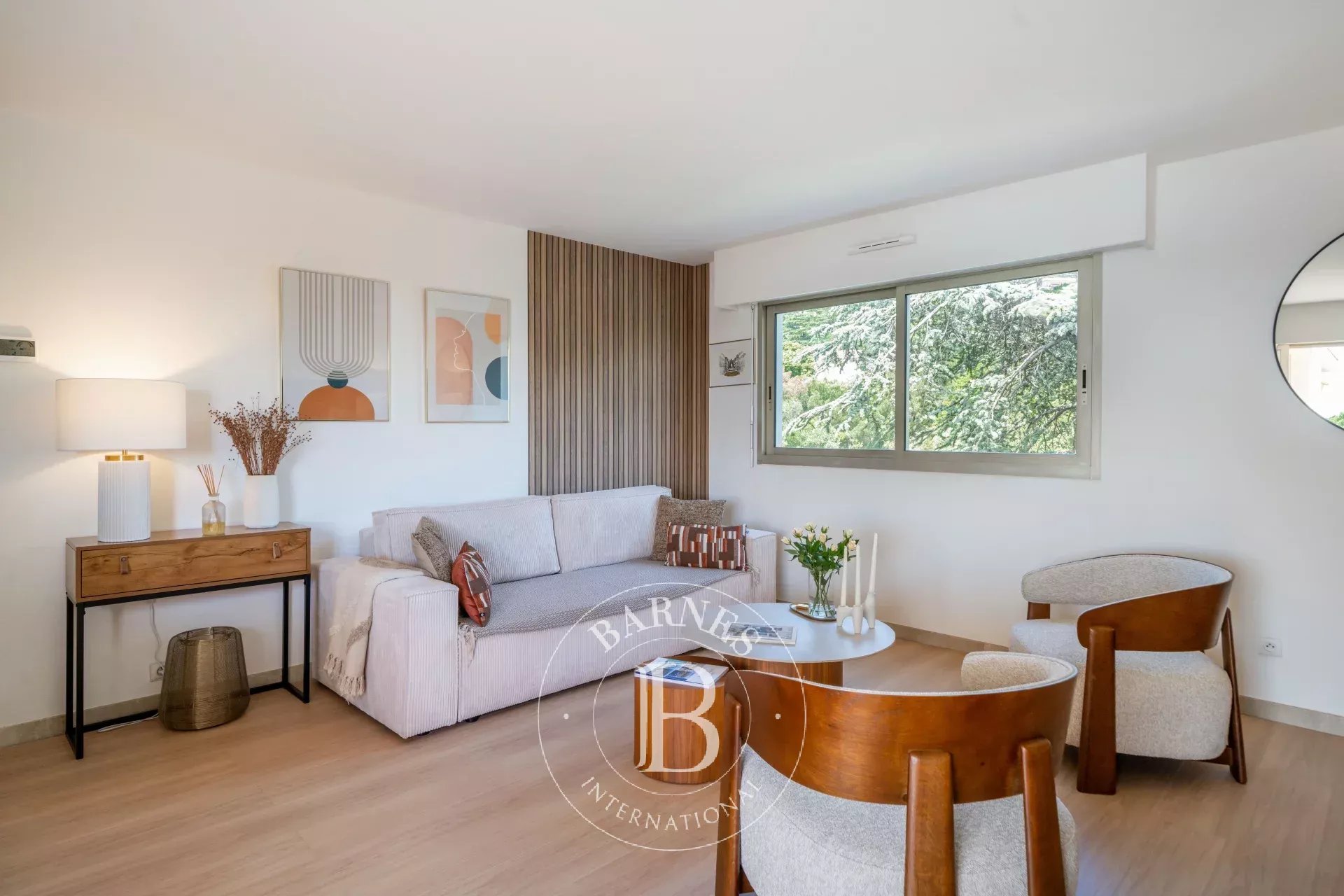 EXCLUSIVITÉ – CANNES BAS CROIX DES GARDES - DERNIER ETAGE - VUE MER - TERRASSE - ACCES DIRECT PLAGE - 1 CHAMBRE