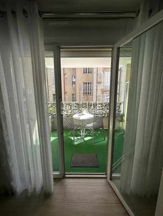 APPARTEMENT 4 PIÈCES 104 m² + 2 TERRASSES & GARAGE – CANNES