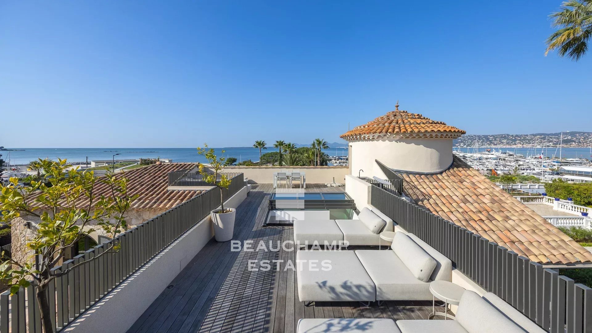 Villa contemporaine avec vue mer panoramique - Cap d'Antibes