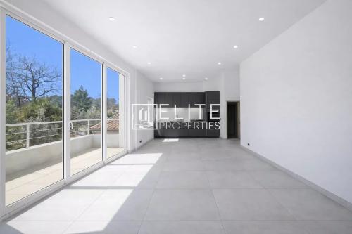 APPARTEMENT 3 PIÈCES DE 66 m² + PARKING – MOUANS-SARTOUX